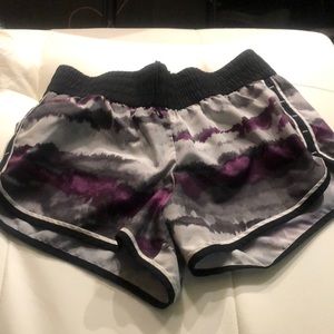 Work out draw string shorts multi print